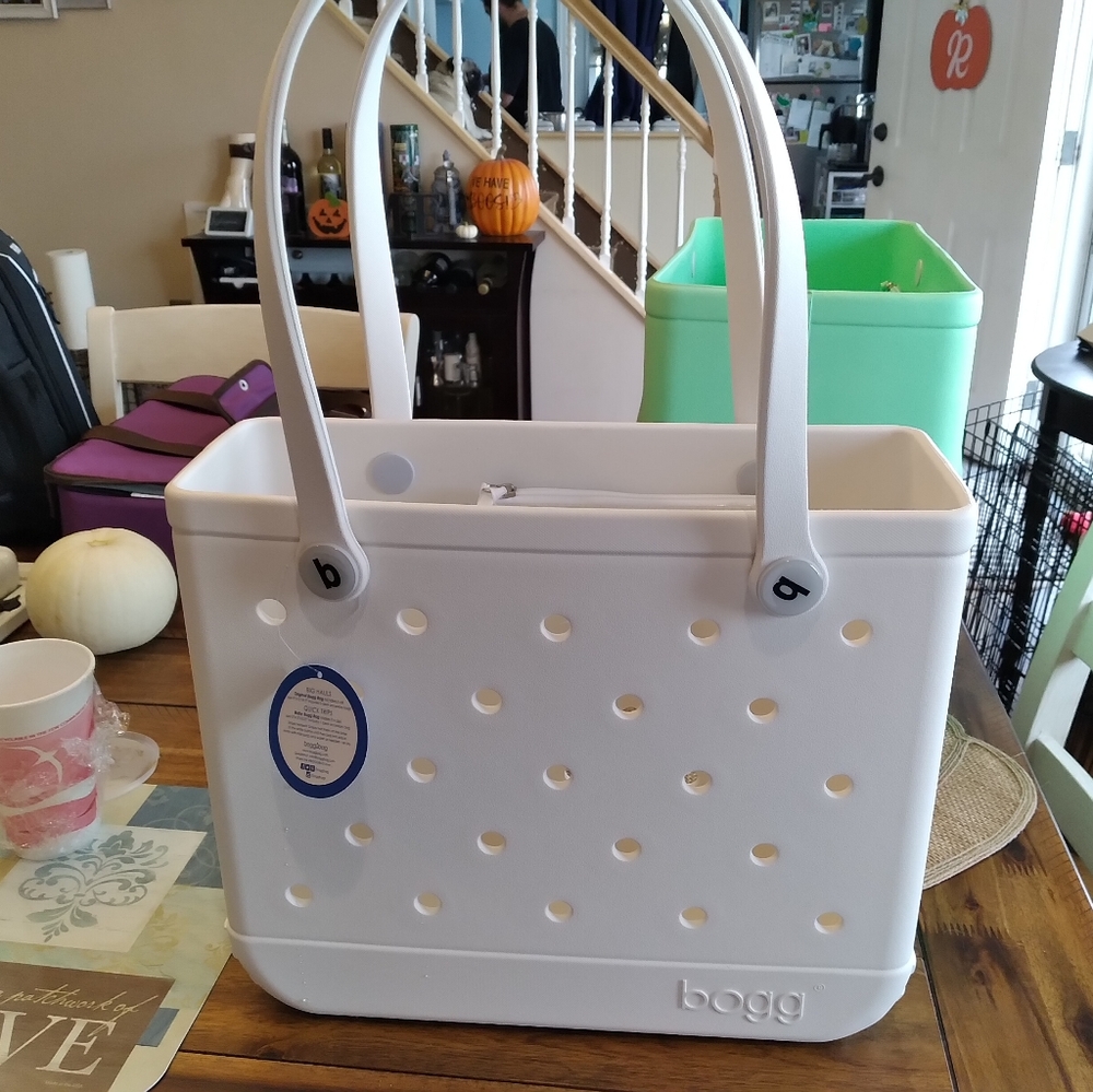 Sample sale baby Bogg white
